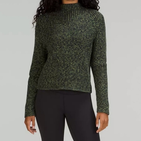 Lululemon Cotton Cashemere Blend Mock Neck Sweater Size 8. - Picture 1 of 9